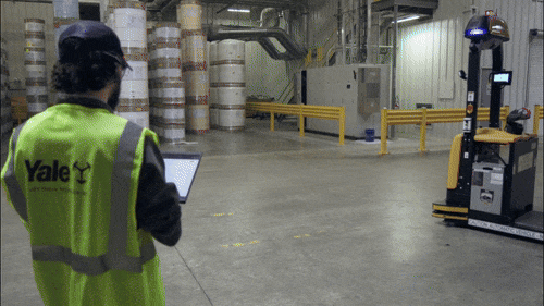 YALE-1539_Yale-Relay-LP_Truck-portal-3-adding_v2.gif