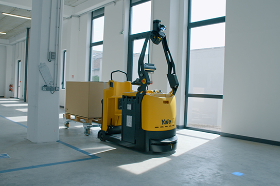 PR-Yale-Robotic-tugger-train-system-PageImage.jpg