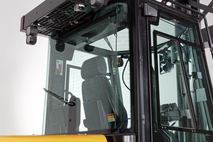 4 Wheel Electric Forklift Trucks | ERP300-360EF | Yale