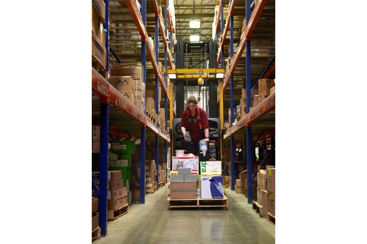 Electric order picker forklift. Yale