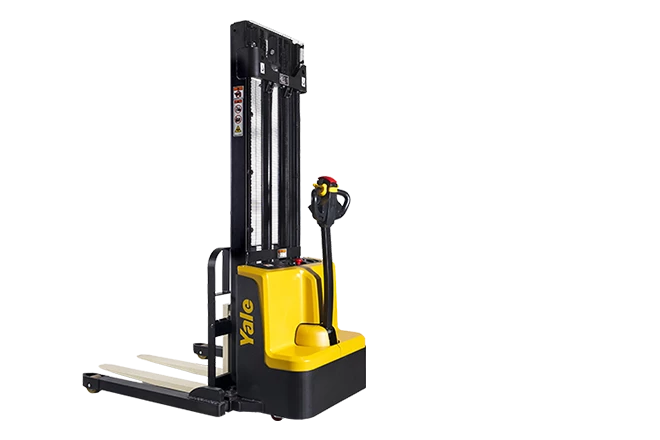 Maneuver pallets efficiently in narrow aisles and tight spaces